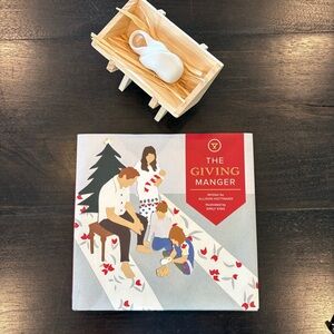 The Giving Manger set